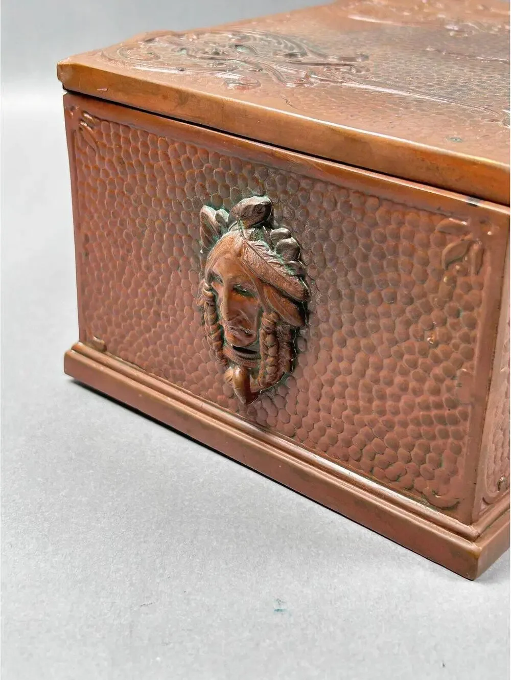 Antique Bradley & Hubbard Copper Cigar Humidor Box with Cedar Inside